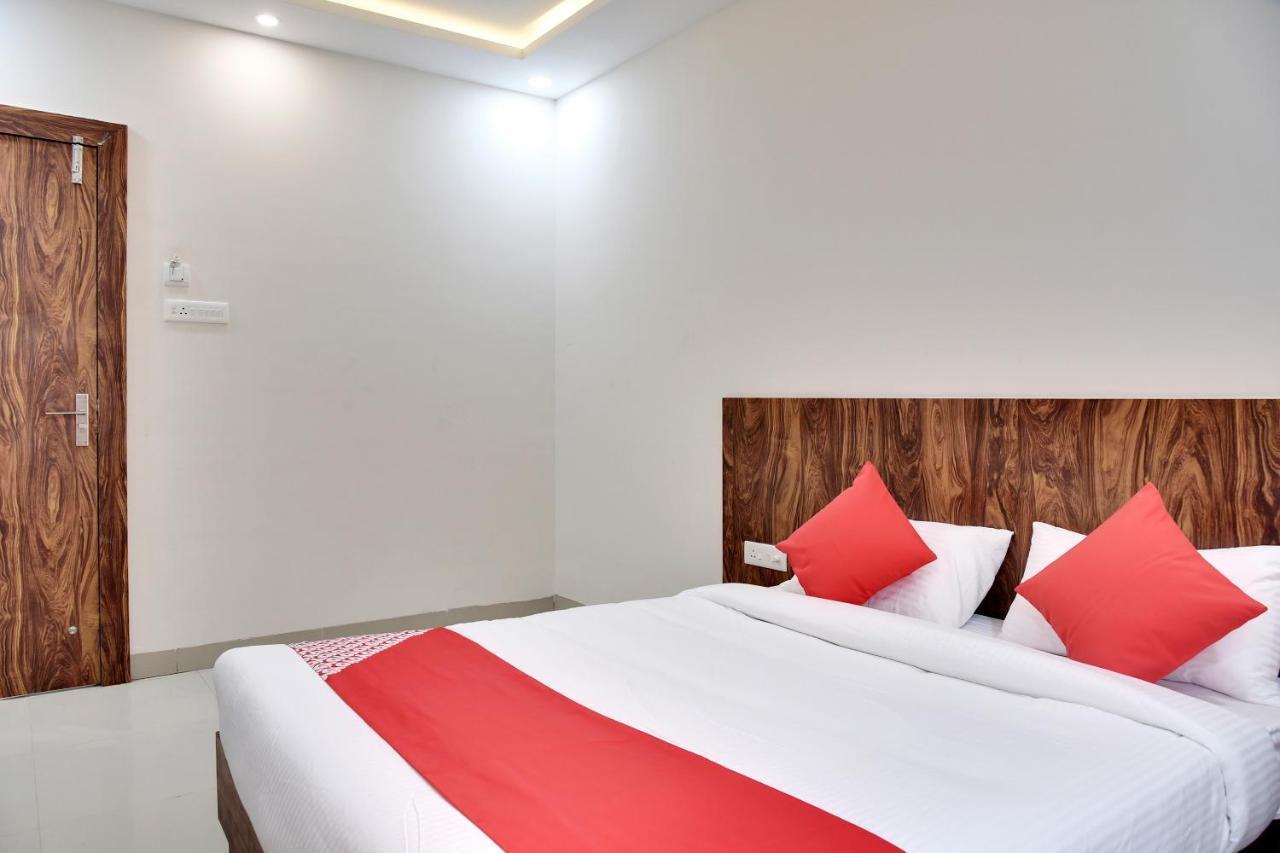 Oyo 40146 Hotel Continental Bhopal Zewnętrze zdjęcie